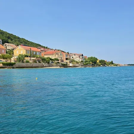 Beachfront Mul Διαμέρισμα Kali